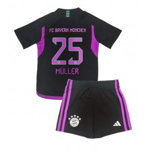 Bayern Munich Thomas Muller #25 Vieras Pelipaita Lasten 2023-24 Lyhyet Hihat (+ Lyhyet housut)